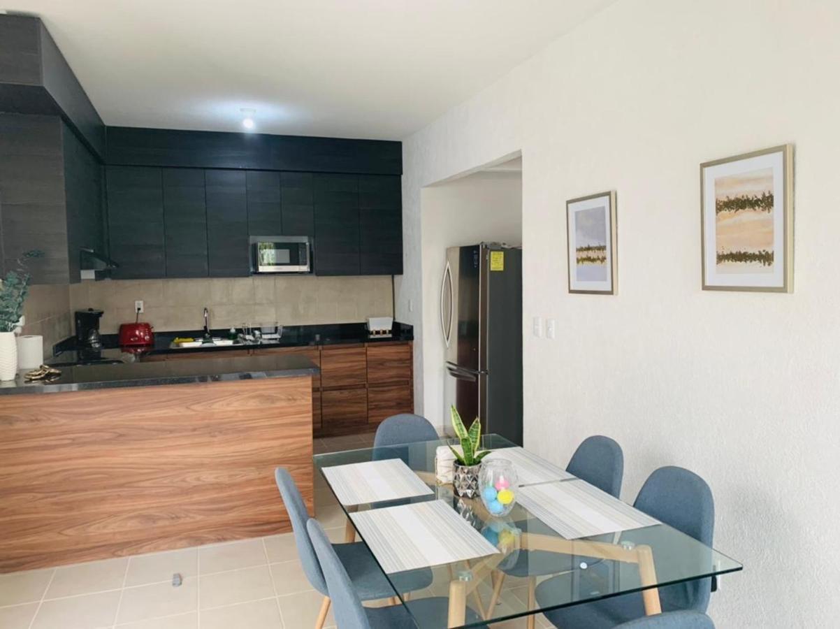 Franks House Apartment "Shared House" Cancún Exterior foto