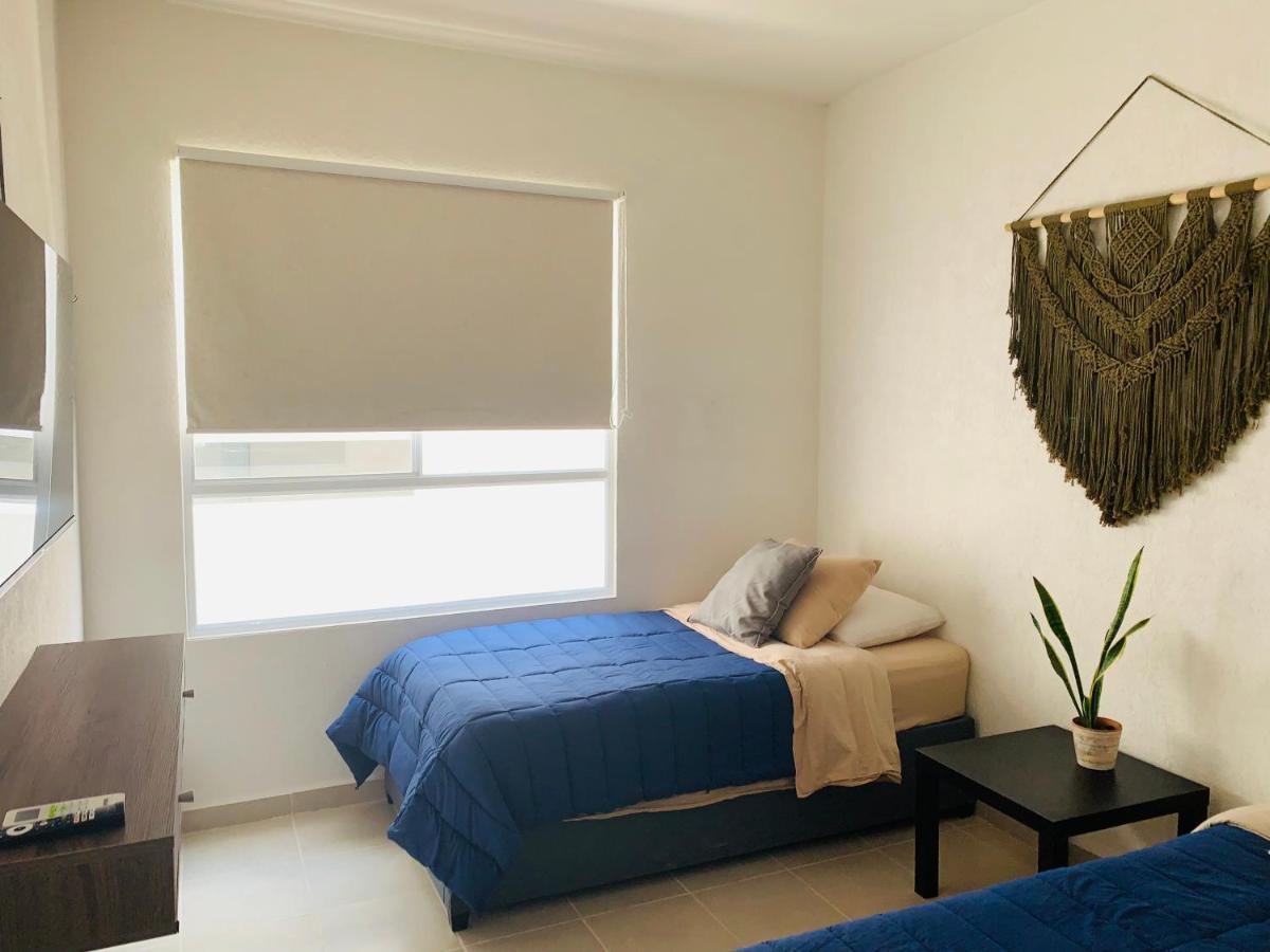 Franks House Apartment "Shared House" Cancún Exterior foto